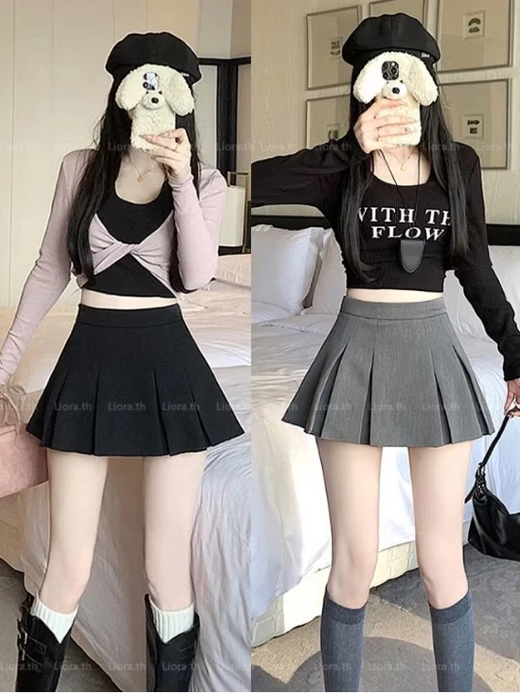 กระโปรงพลีทสั้นสีดำและสีเทา